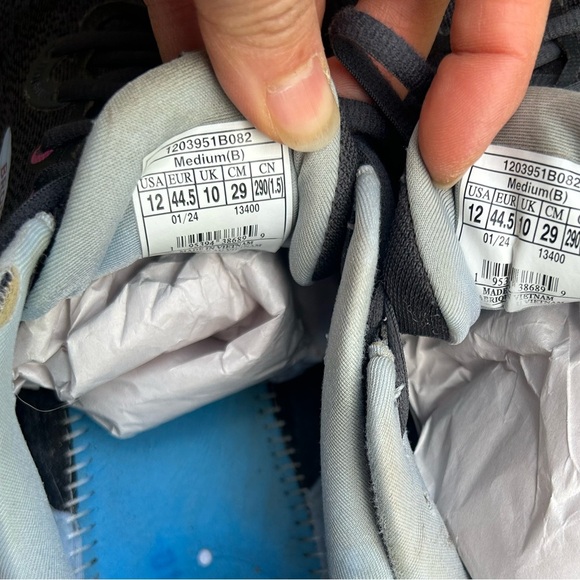 Brooks Ghost Max Ebony Open Air Lilac women’s running sneakers Sz-12.  T - Picture 15 of 16